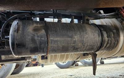 Peterbilt 579 Air Tank