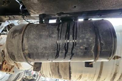 Peterbilt 579 Air Tank