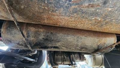 Peterbilt 579 Air Tank