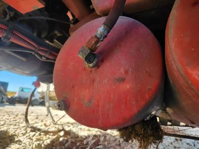 Peterbilt 579 Air Tank