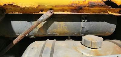 Sterling L7500 Air Tank