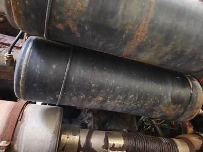 Sterling L7500 Air Tank