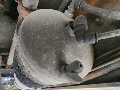 Sterling L7500 Air Tank