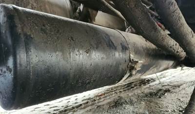 Sterling L9500 Air Tank