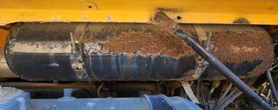 Sterling L9500 Air Tank