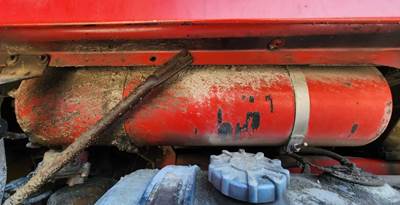 Sterling L9500 Air Tank