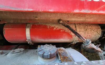 Sterling L9500 Air Tank