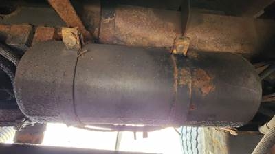 Sterling L9500 Air Tank