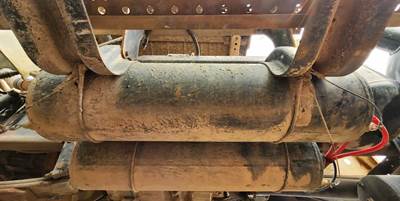 Sterling L9500 Air Tank