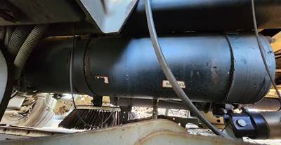 Sterling SC8000 Air Tank for a 2007 Sterling SC8000 Cargo