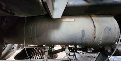 Sterling SC8000 Air Tank for a 2007 Sterling SC8000 Cargo