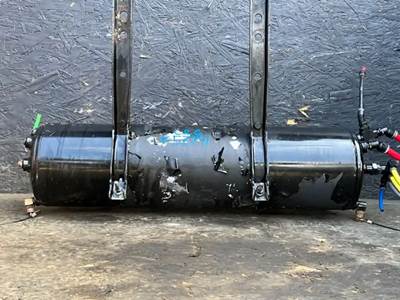 (Used) Air Tank- Side: Driver Side, Location: Bottom, Material: Aluminum,