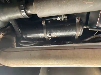 (Used) 1996 Sutphen Fire Truck, Air Tank-   Side: Center Of Truck,  Material: