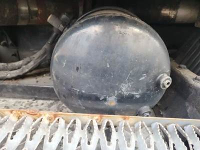 Volvo VHD Air Tank
