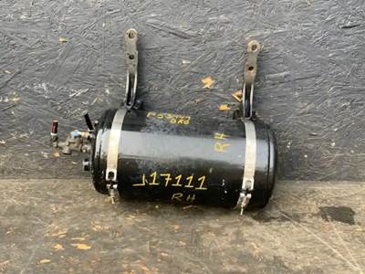 Volvo VNL Air Tank