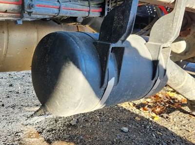 Volvo VNL Air Tank