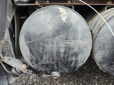 Volvo VNL Air Tank