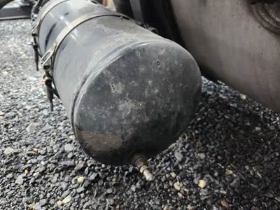 Volvo VNL Air Tank