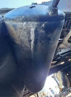 Volvo VNL Air Tank