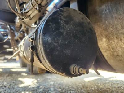 Volvo VNR64T Air Tank