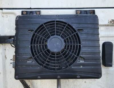 Thermo King R-134a Auxiliary Power Unit (APU) for a 2021 Freightliner Cascadia 126