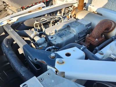 Thermo King T-890 Auxiliary Power Unit (APU) for a 2016 Freightliner M2 106