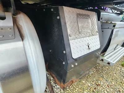 Thermo King TRIPAC EVOLUTION (DIESEL) Auxiliary Power Unit (APU) for a 2013 Peterbilt 384