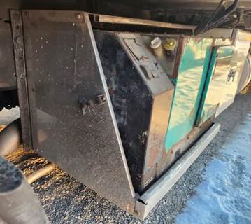 (Used) 2007 Freightliner Columbia 112, Cummins Power Generator- Make: Onan