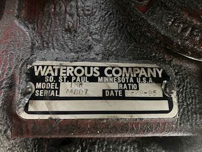 WATEROUS Auxillary Transmission for a 1995 International 4900