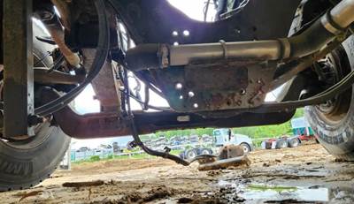 American LaFrance Condor Front Axle Assembly for a 2012 American La France CONDOR
