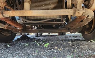 Chevrolet W3500 Front Axle Assembly