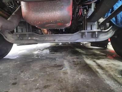 Dana-Spicer Front Axle Assembly for a 2013 Kenworth T660