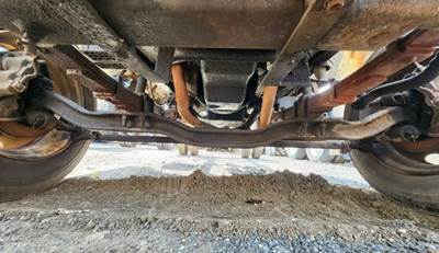 Ford F-700 Front Axle Assembly for a 1996 Ford F700