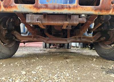 Ford F-700 Front Axle Assembly for a 1994 Ford F700