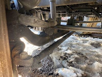 Freightliner Cascadia 113 Front Axle Assembly