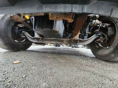Freightliner Cascadia 113 Front Axle Assembly