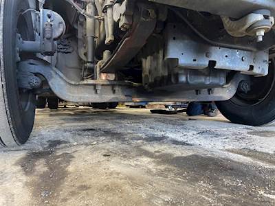 Freightliner Cascadia 125 Front Axle Assembly