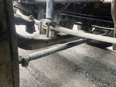 Freightliner Cascadia 125 Front Axle Assembly