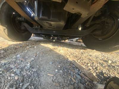 Freightliner Cascadia 125 Front Axle Assembly