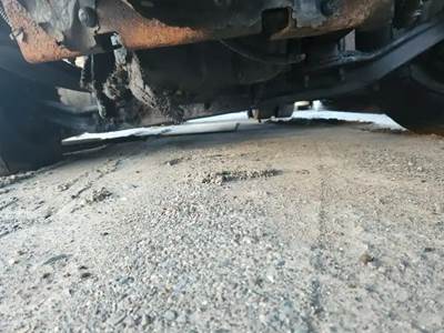 Freightliner Cascadia 125 Front Axle Assembly