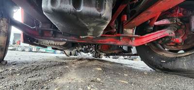 Freightliner Cascadia 125 Front Axle Assembly