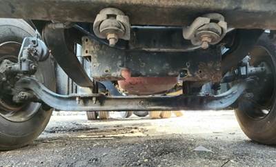 Freightliner Cascadia 125 Front Axle Assembly