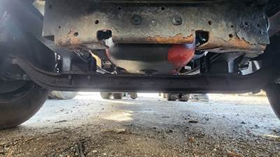 Freightliner Cascadia 125 Front Axle Assembly