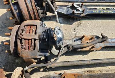 Freightliner Cascadia 125 Front Axle Assembly