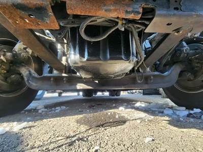 Freightliner Cascadia 125 Front Axle Assembly