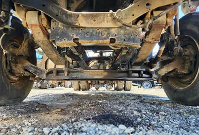 Freightliner Cascadia 125 Front Axle Assembly