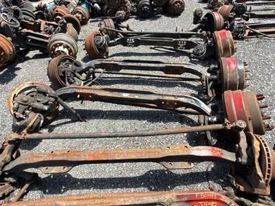 Freightliner Cascadia 125 Front Axle Assembly