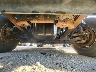 Freightliner Cascadia 125 Front Axle Assembly