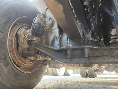 Freightliner Cascadia 125 Front Axle Assembly