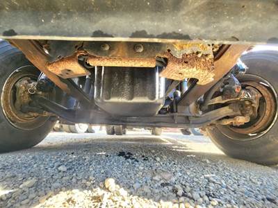 Freightliner Cascadia 125 Front Axle Assembly
